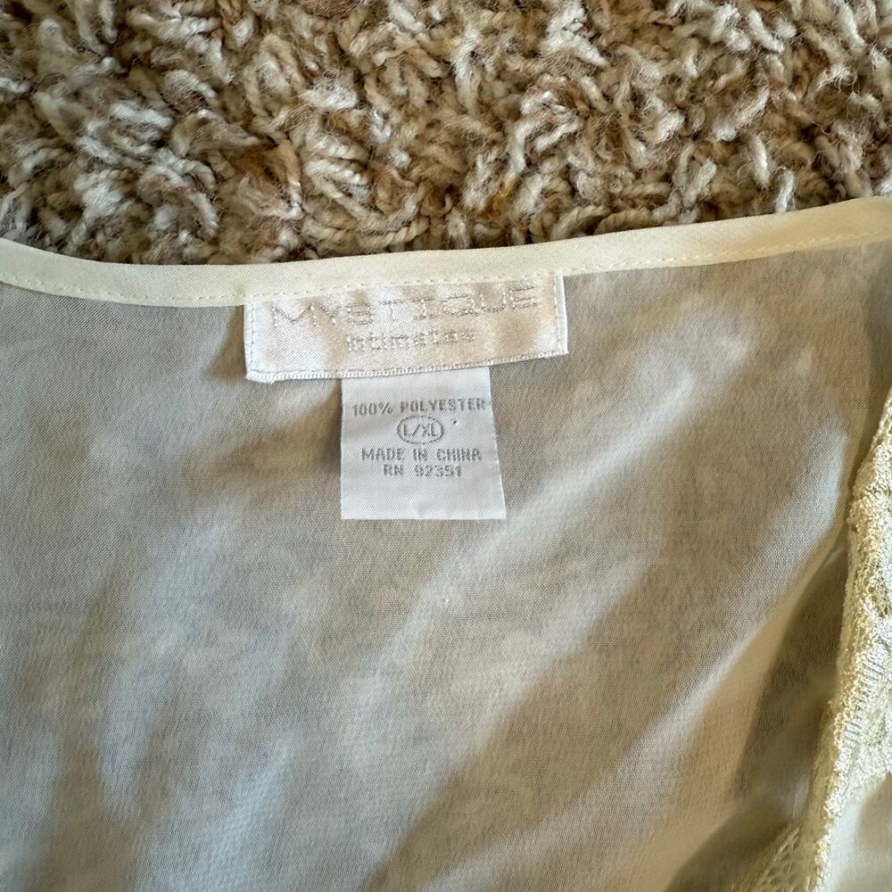 Lace Robe Tie Up - Picture 2 of 2